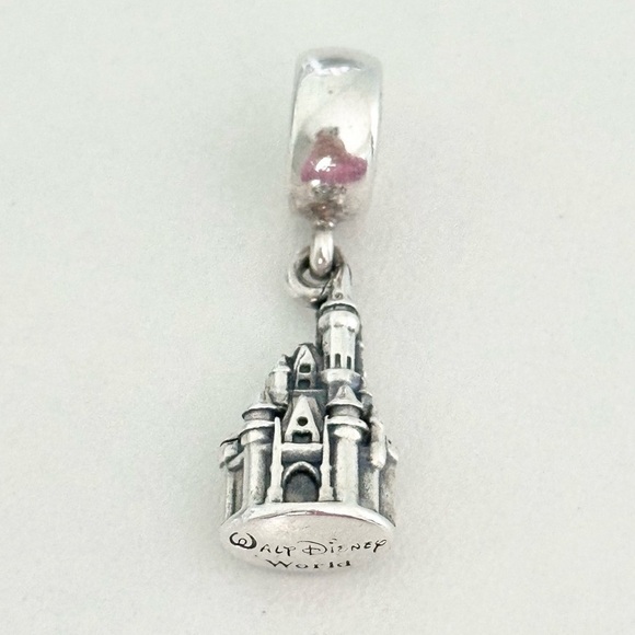 Pandora Disney Parks Walt Disney World Cinderella's Princess Castle Bead Charm - Picture 1 of 5